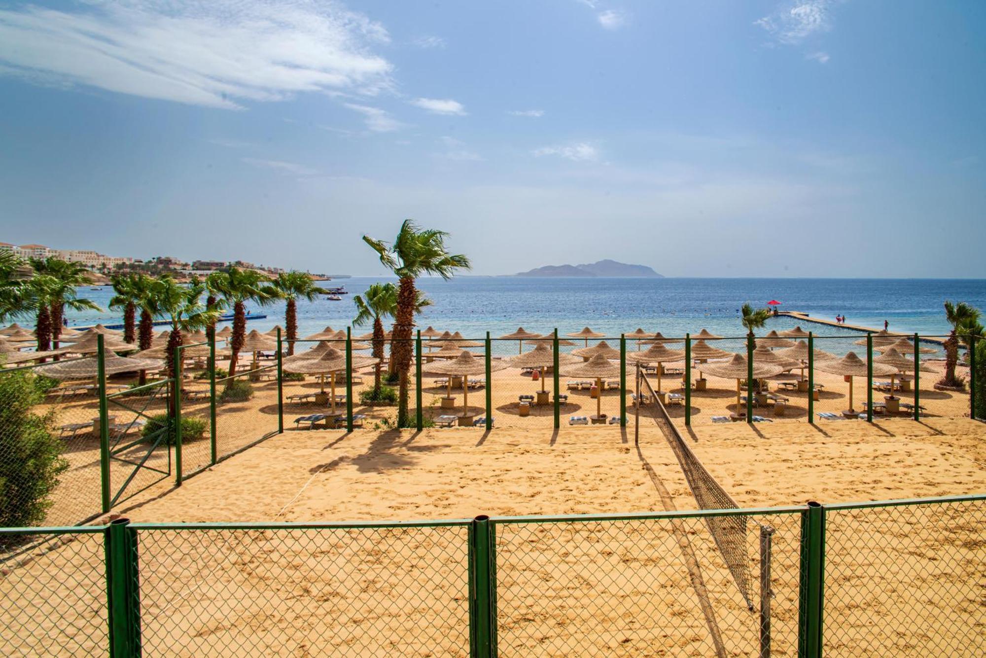 Sierra Sharm El Sheikh Hotel Екстериор снимка The beach of the resort