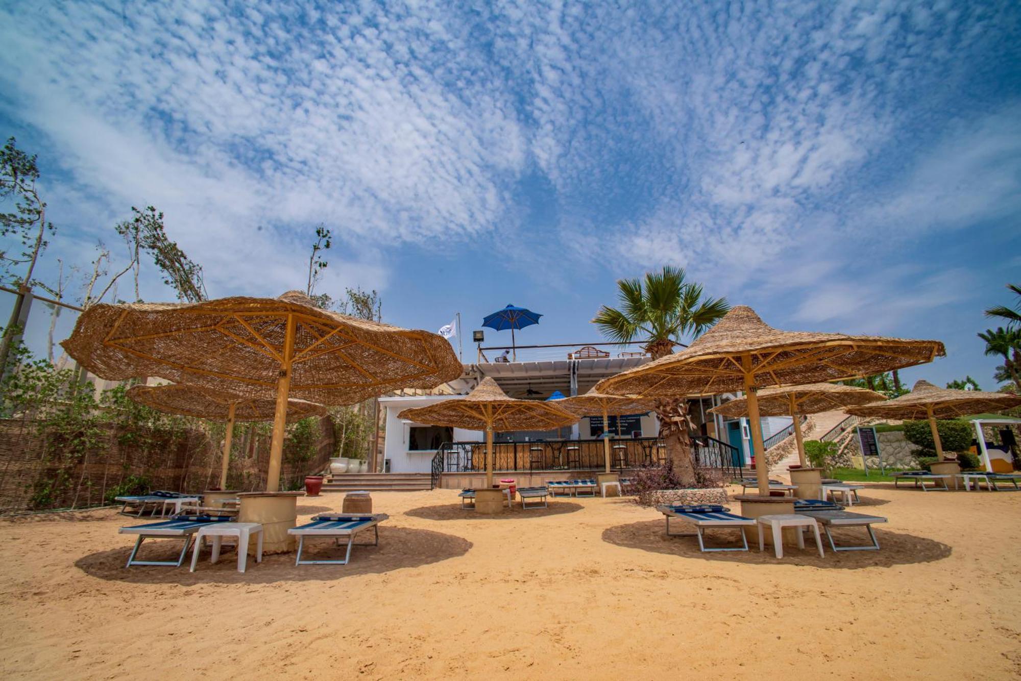 Sierra Sharm El Sheikh Hotel Екстериор снимка The beach at the resort