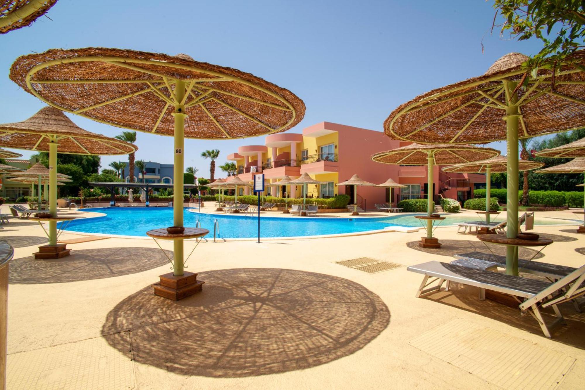 Sierra Sharm El Sheikh Hotel Екстериор снимка A pool at a resort in Egypt
