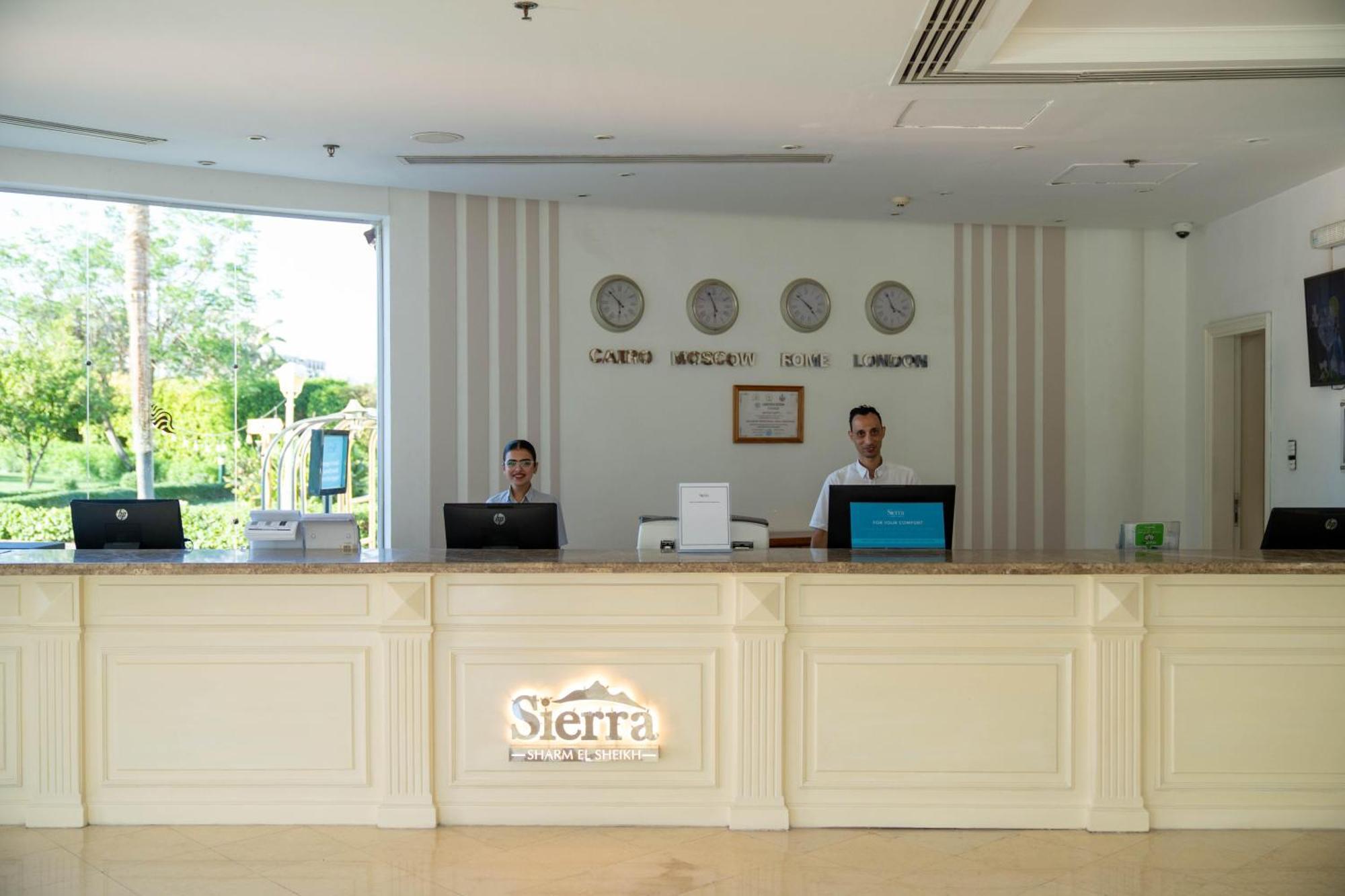 Sierra Sharm El Sheikh Hotel Екстериор снимка Reception desk at a hotel